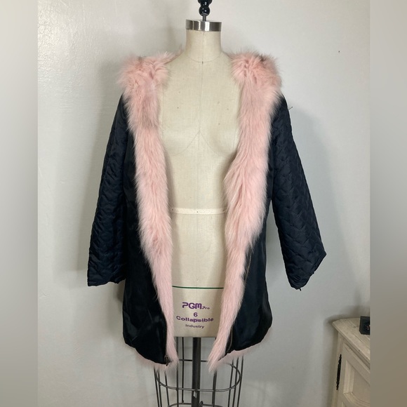 Reversible jacket w dyed pink fox fur and hood - Picture 1 of 9